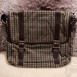Fossil messenger bag. Preppy